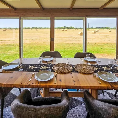 Holiday home Maison Au Coeur Des Marais